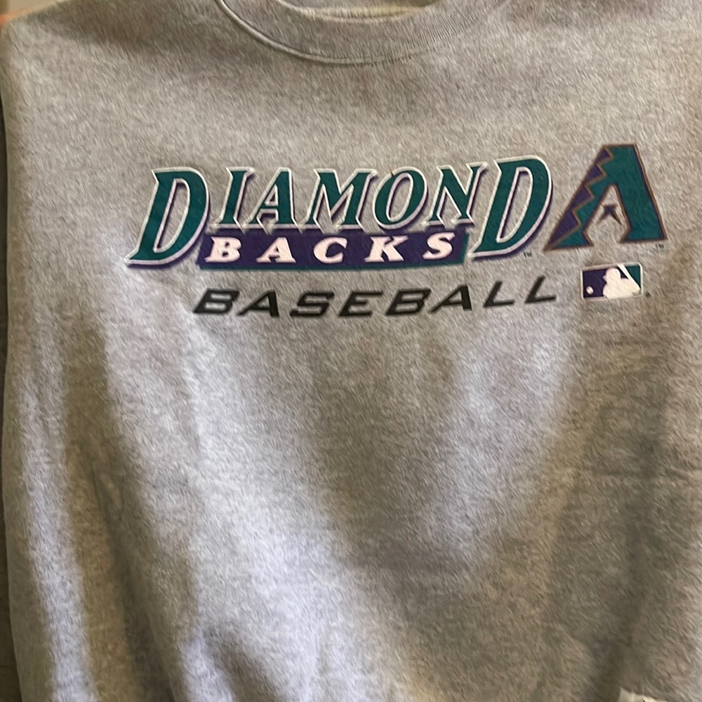 Diamondback gray sweatshirt, Size Large Gently used and in great condition.